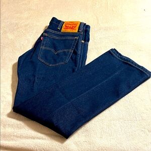 Levi's Men's Dark Blue Straight Jeans. 517. Size 32x32. NWOT